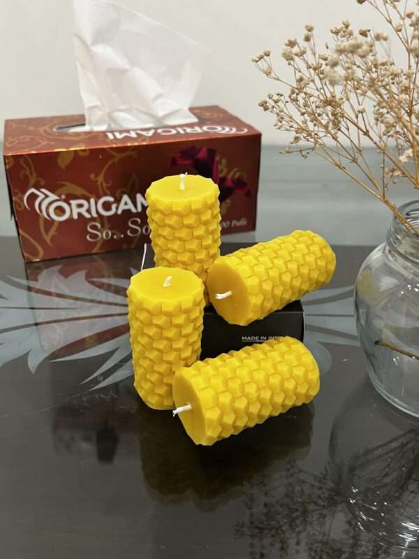Eternal-Candles®-Pure-BeesWax-Candle_Pillar-Candle_Honeycomb