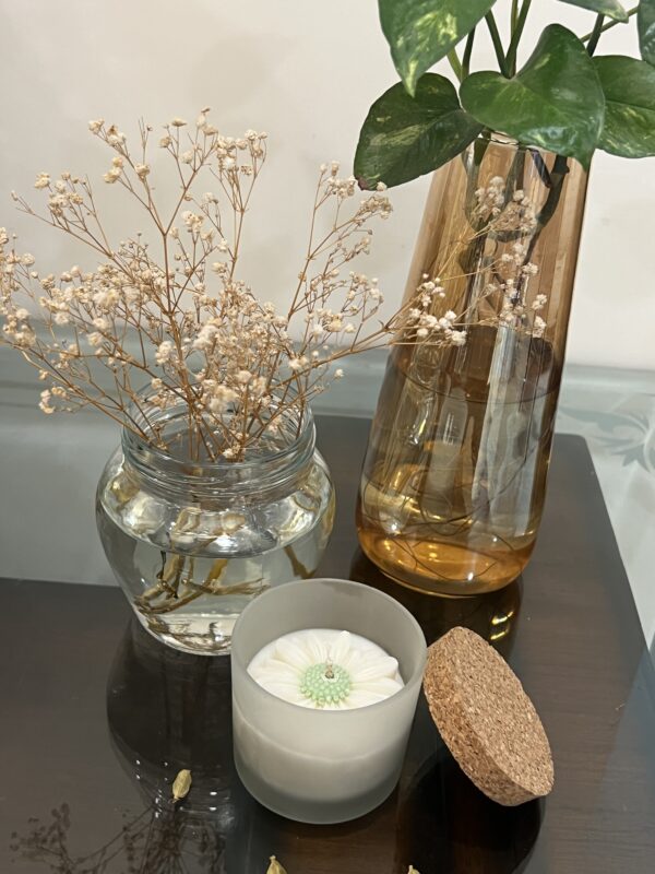 Eternal Candles® Pure Soy Wax Jar Candle with Daisy Flower on Top (Cardamom Scented) - Image 2